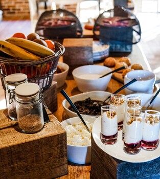 Auberge De La Source,Barneville-La-Bertran>>Barneville-Carteret,4 star