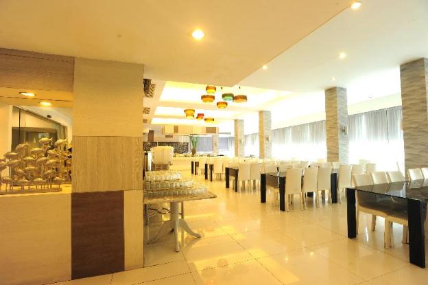 aunchaleena grand hotel