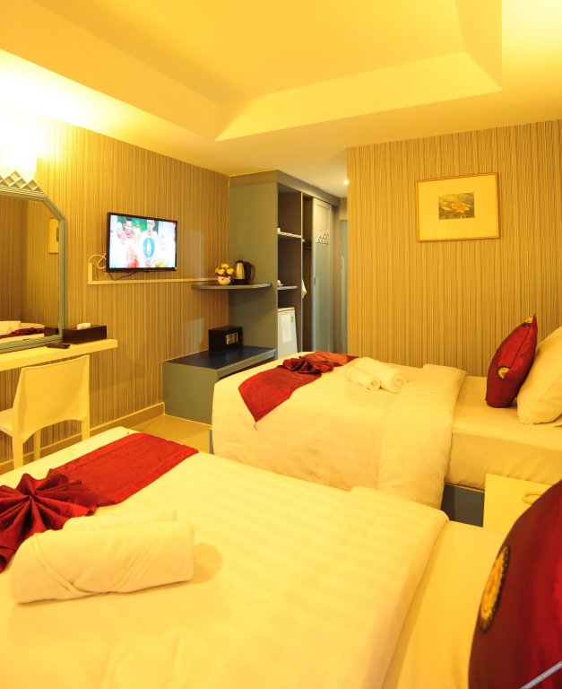 aunchaleena grand hotel