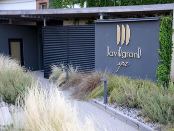 chateau de champlong