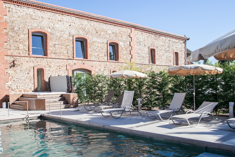 chateau de champlong