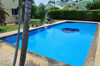 tropical hill by melody hua hin