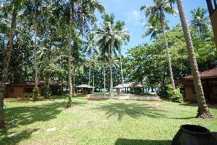 melinas beach front bungalow
