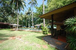 melinas beach front bungalow