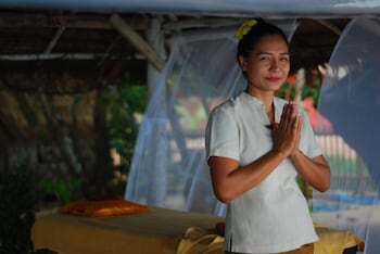 melinas beach front bungalow