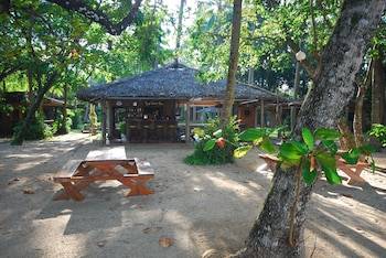 melinas beach front bungalow