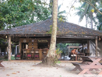 melinas beach front bungalow