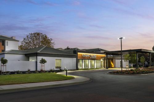 courtyard by marriott san mateo foster city