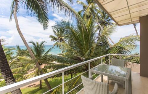 the sandals by edwards collection