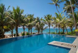 the sandals by edwards collection