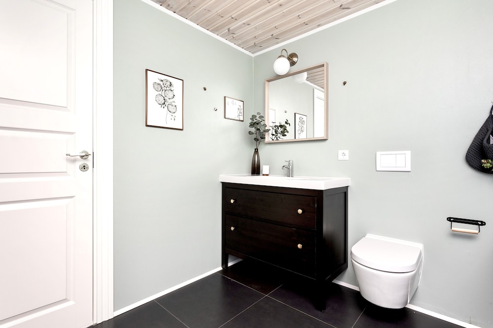 designers villa near alafoss waterfall
