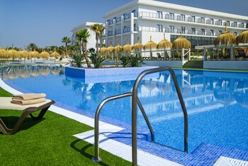 Cabogata Beach Hotel,Near El Toyo Beach,5 star