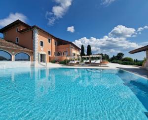 casale in collina