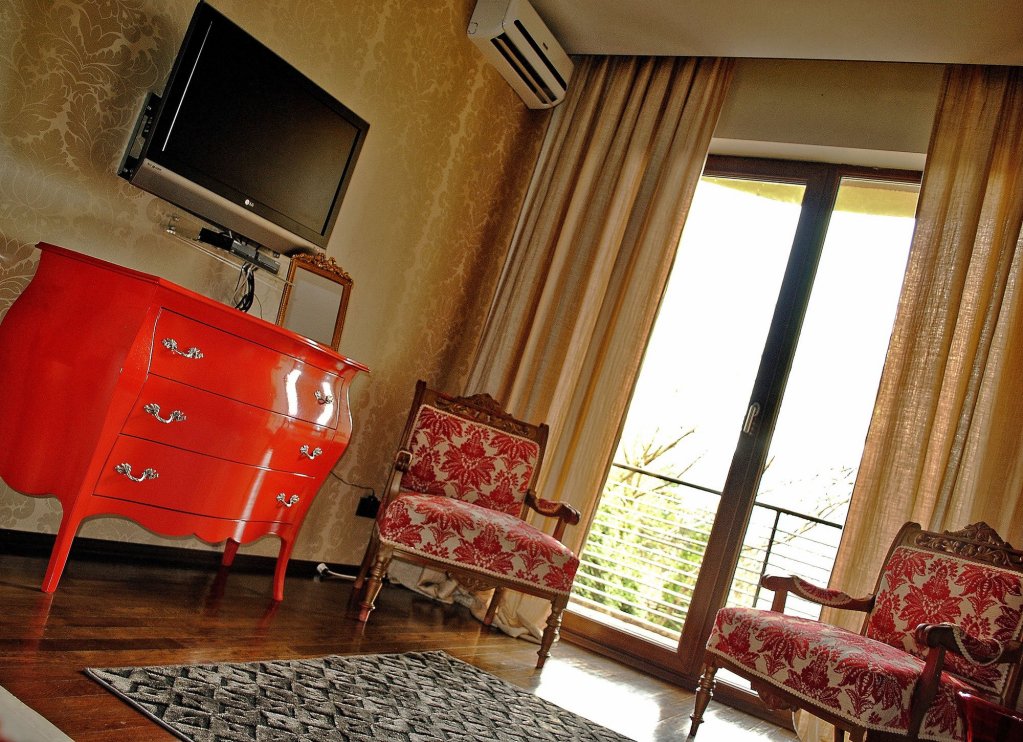 villa chambersn charm