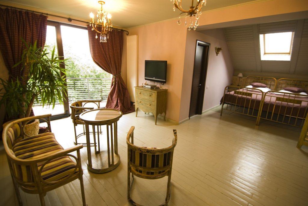 villa chambersn charm