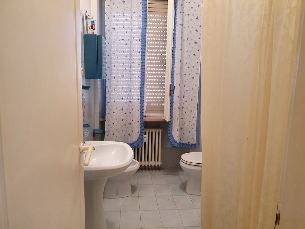 sestri mare and beach services residence