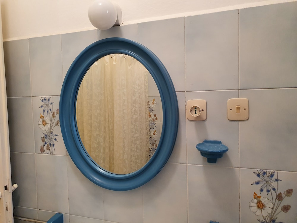 sestri mare and beach services residence