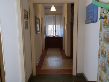 sestri mare and beach services residence