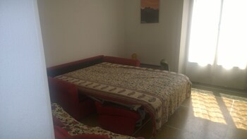 sestri mare and beach services residence