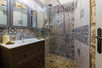 chambres dhotes la bastane