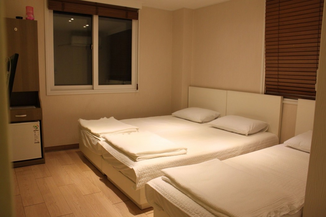 moon sun guesthouse