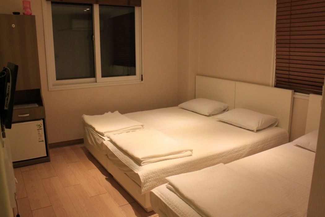moon sun guesthouse