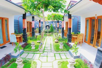 the box house nusa penida