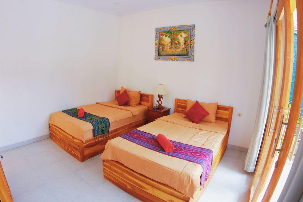 the box house nusa penida