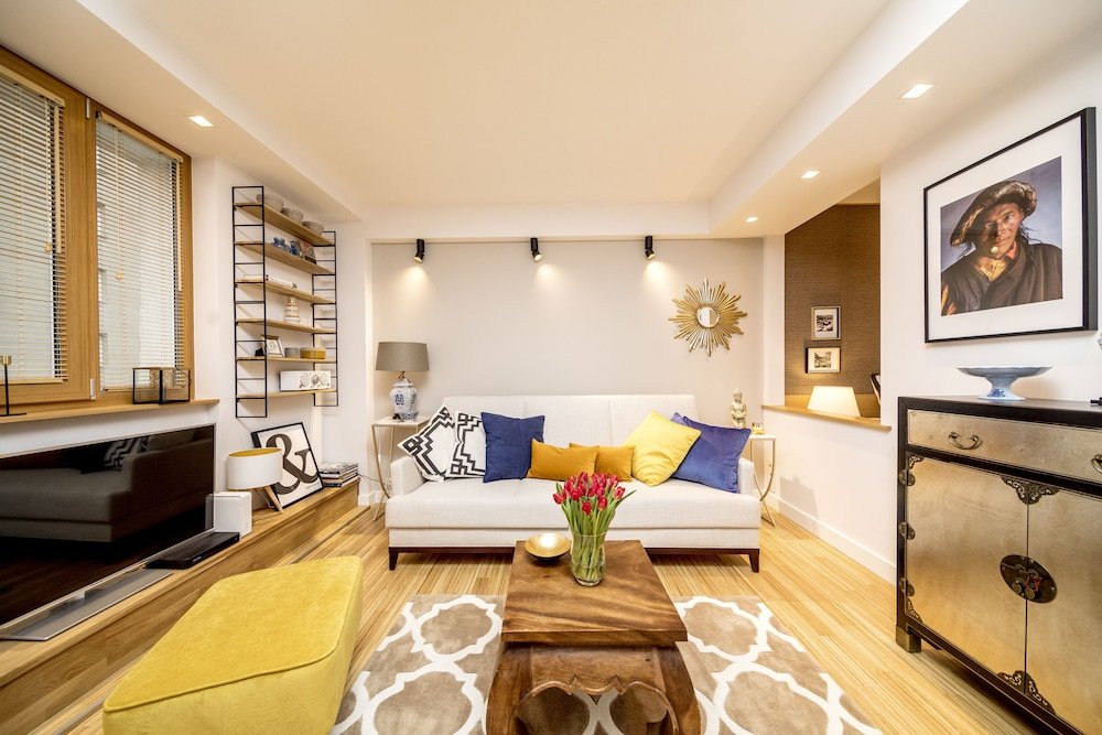 golden apartament by your freedom