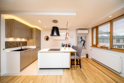 Golden Apartament By Your Freedom,Masovian Voivodeship>>Warsaw,0 star