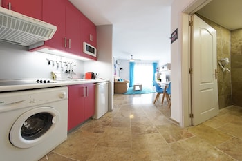 zenplaya bajo 8 playa bajondillo