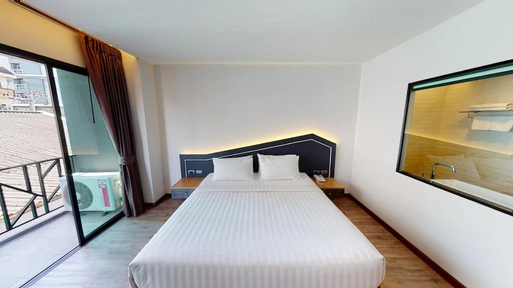 sleep with me pattaya