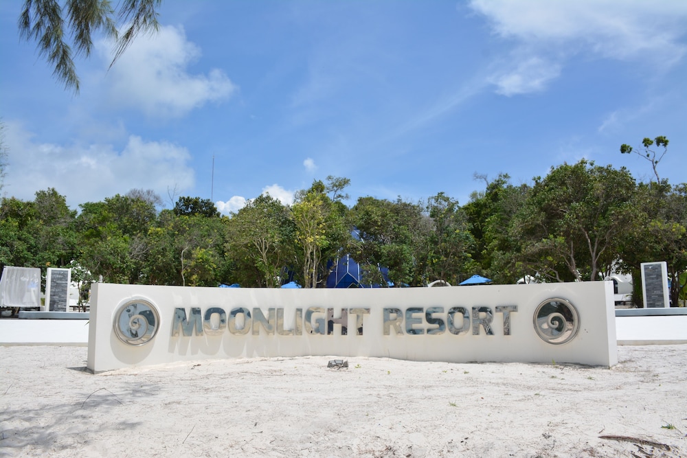 moonlight resort
