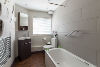 dream stays bath queen street