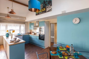 dream stays bath queen street