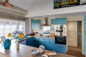 dream stays bath queen street