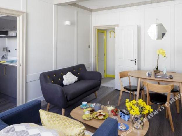 dream stays bath queen street