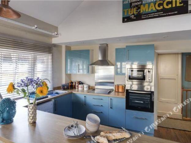 dream stays bath queen street