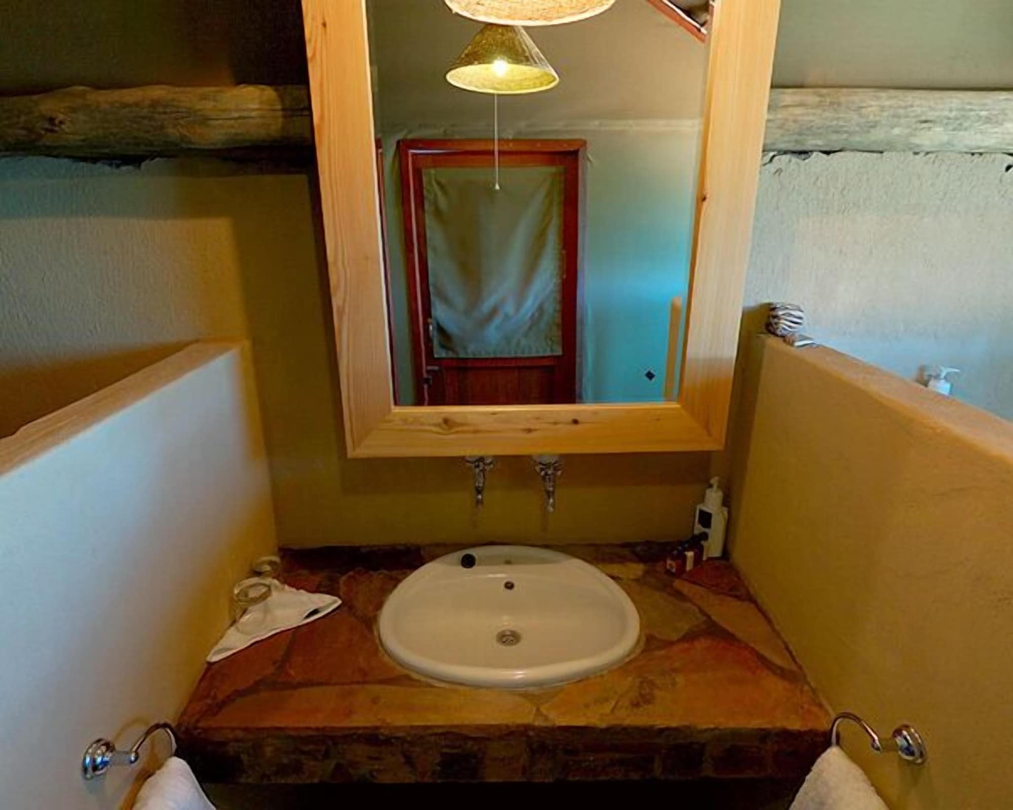 intu afrika kalahari private reserve