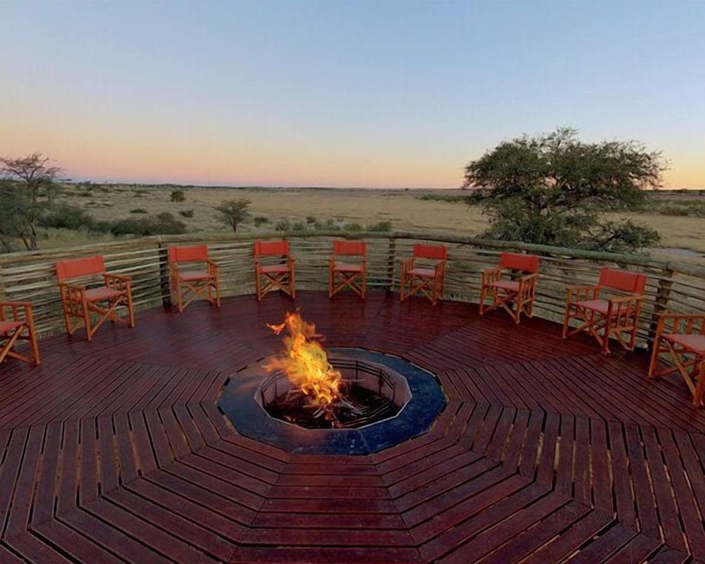intu afrika kalahari private reserve