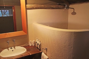 suricate tented lodge