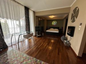 andromeda suites and apartments