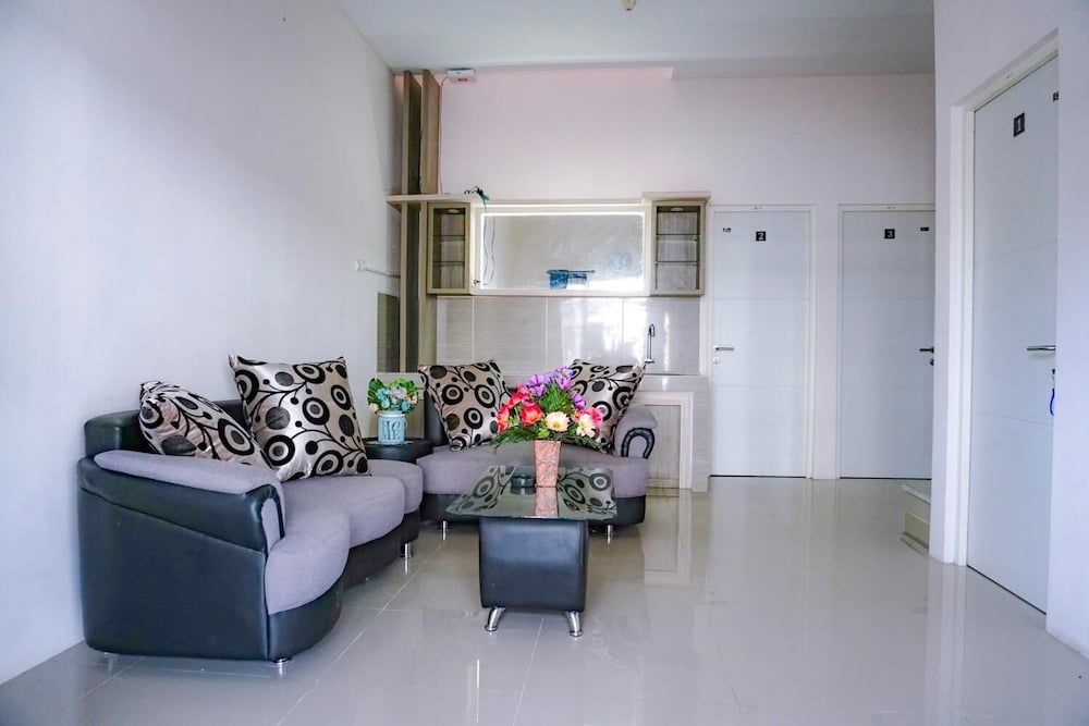 surabaya homey near airport