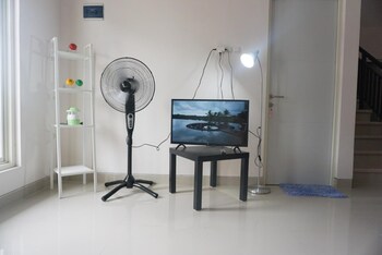 surabaya homey near airport