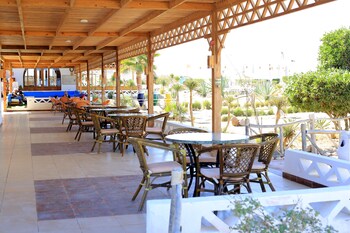 beach safari nubian resort