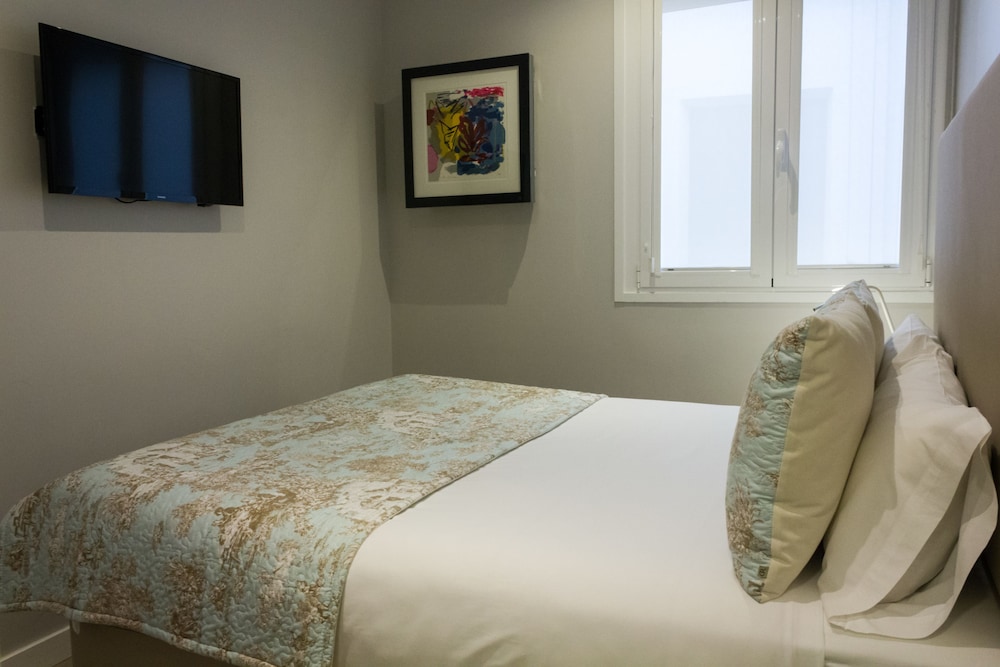 arenal suites preciados