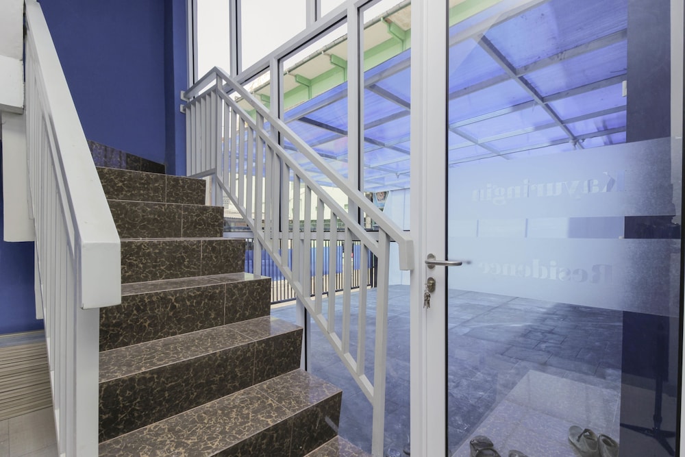 reddoorz syariah near metropolitan mall bekasi