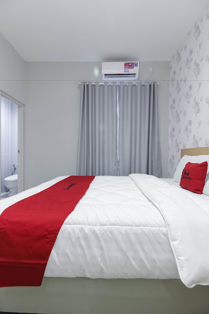 reddoorz syariah near metropolitan mall bekasi