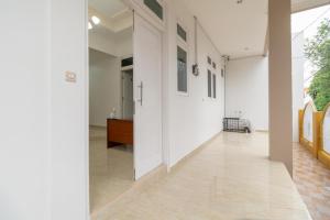 reddoorz syariah near metropolitan mall bekasi