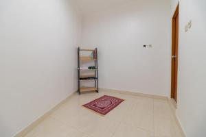 reddoorz syariah near metropolitan mall bekasi